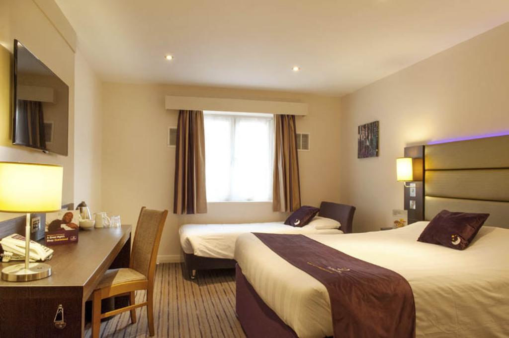 Premier Inn Dunfermline Kamer foto