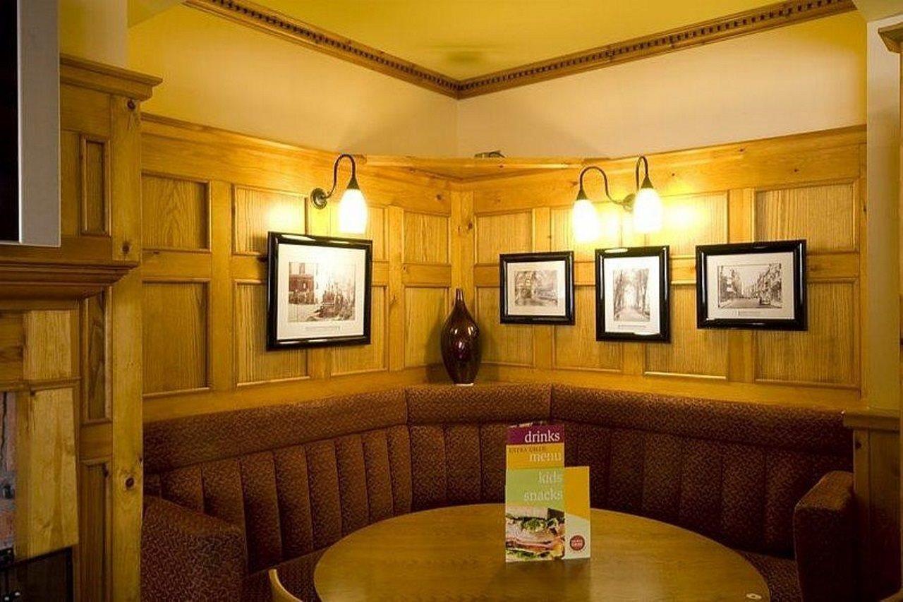 Premier Inn Dunfermline Buitenkant foto